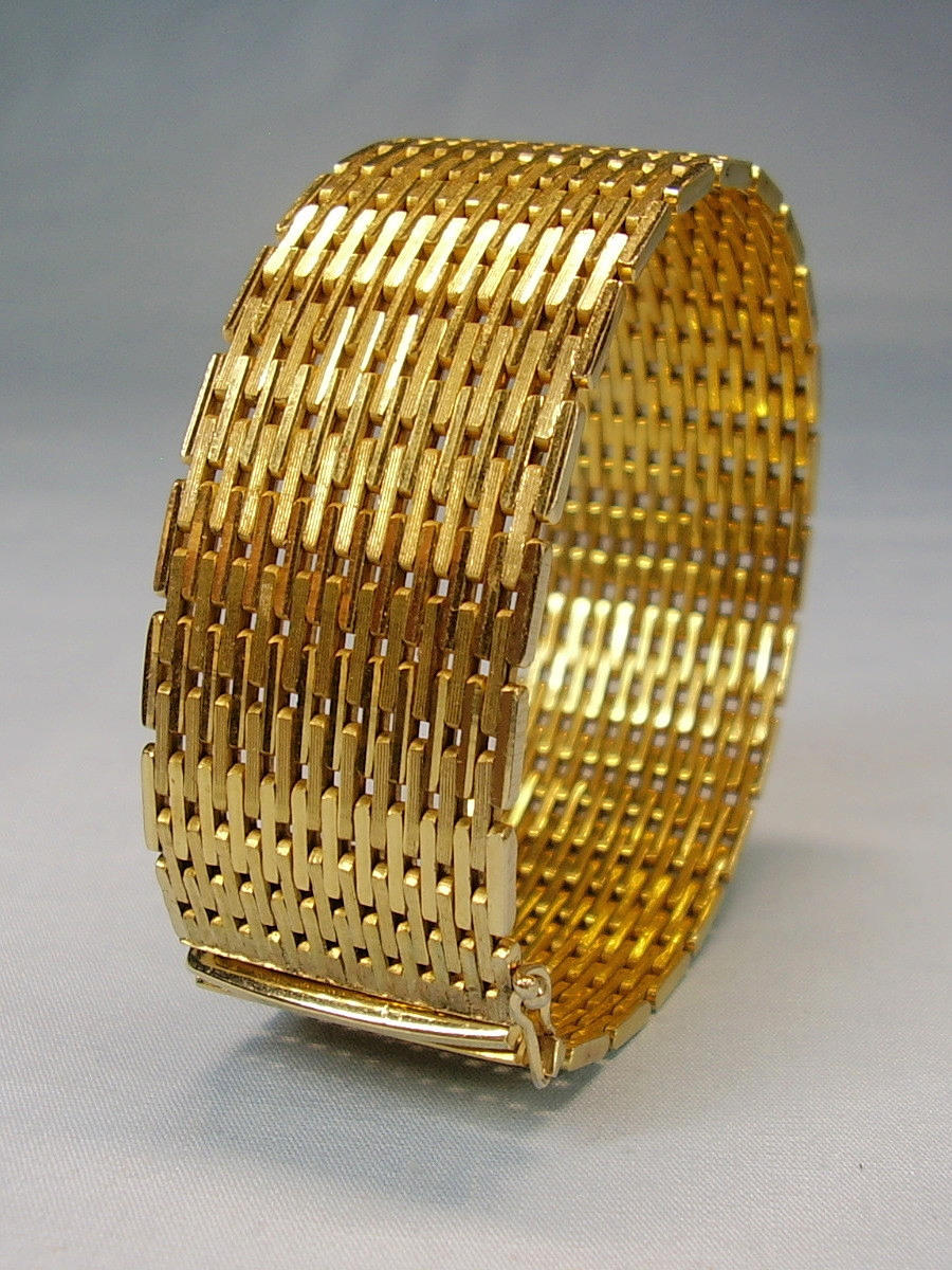 STATEMENT DESIGNER ARMBAND signiert ROBERT ERNST HUBER.
