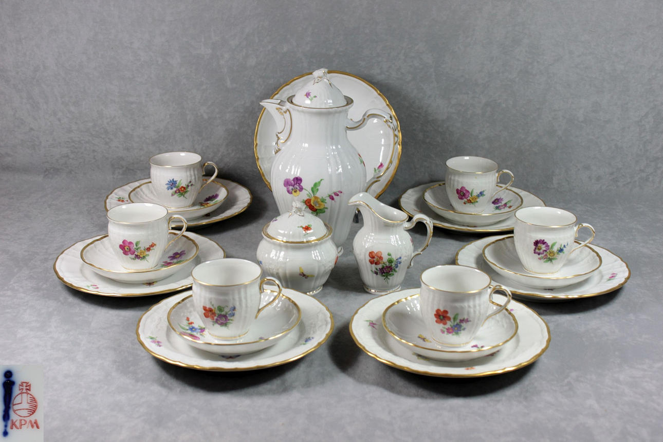 KPM. Kaffeservice, 20. Jh., 22 st.
