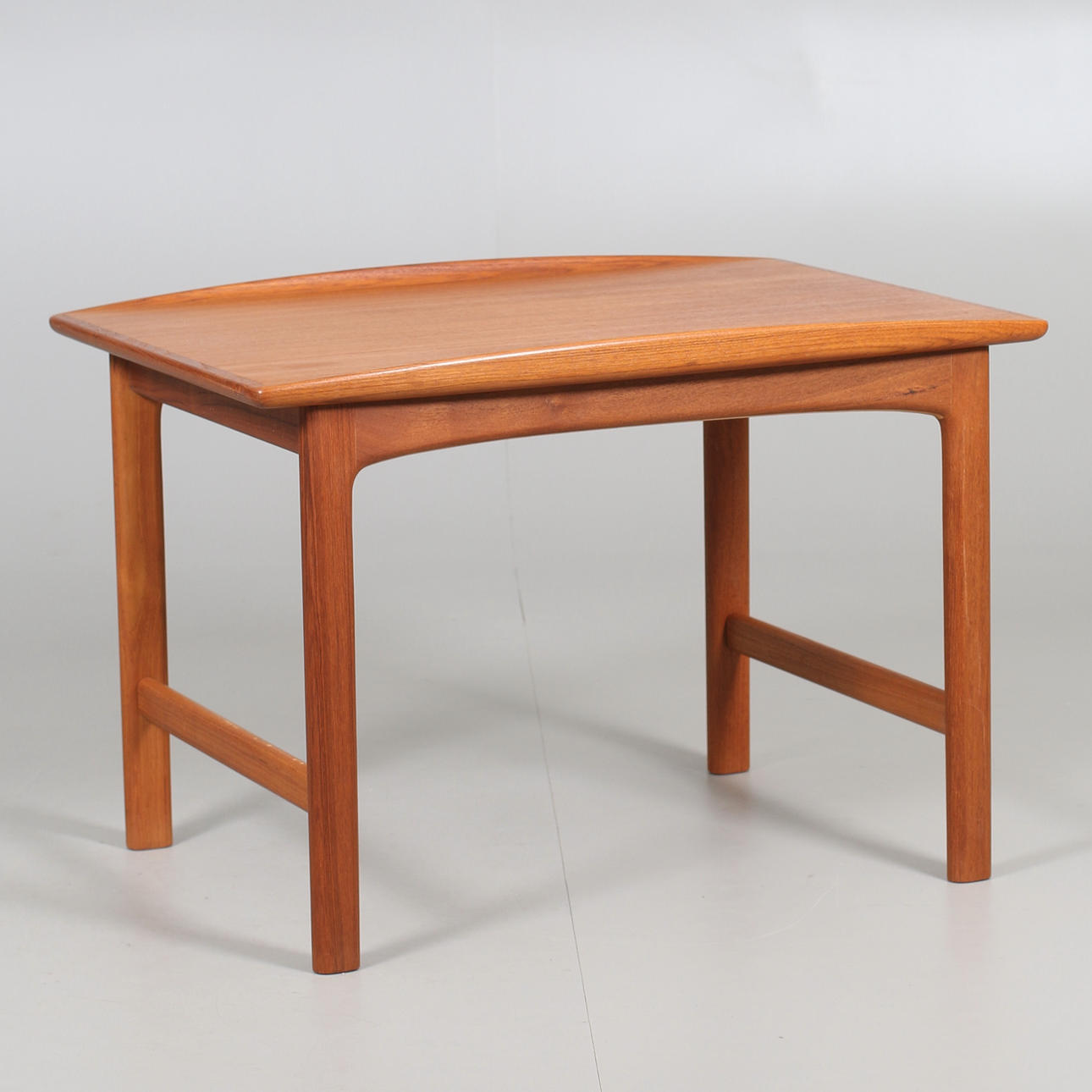 FOLKE OHLSSON, Sofabord, teaktræ, Tingströms. 1960'erne.