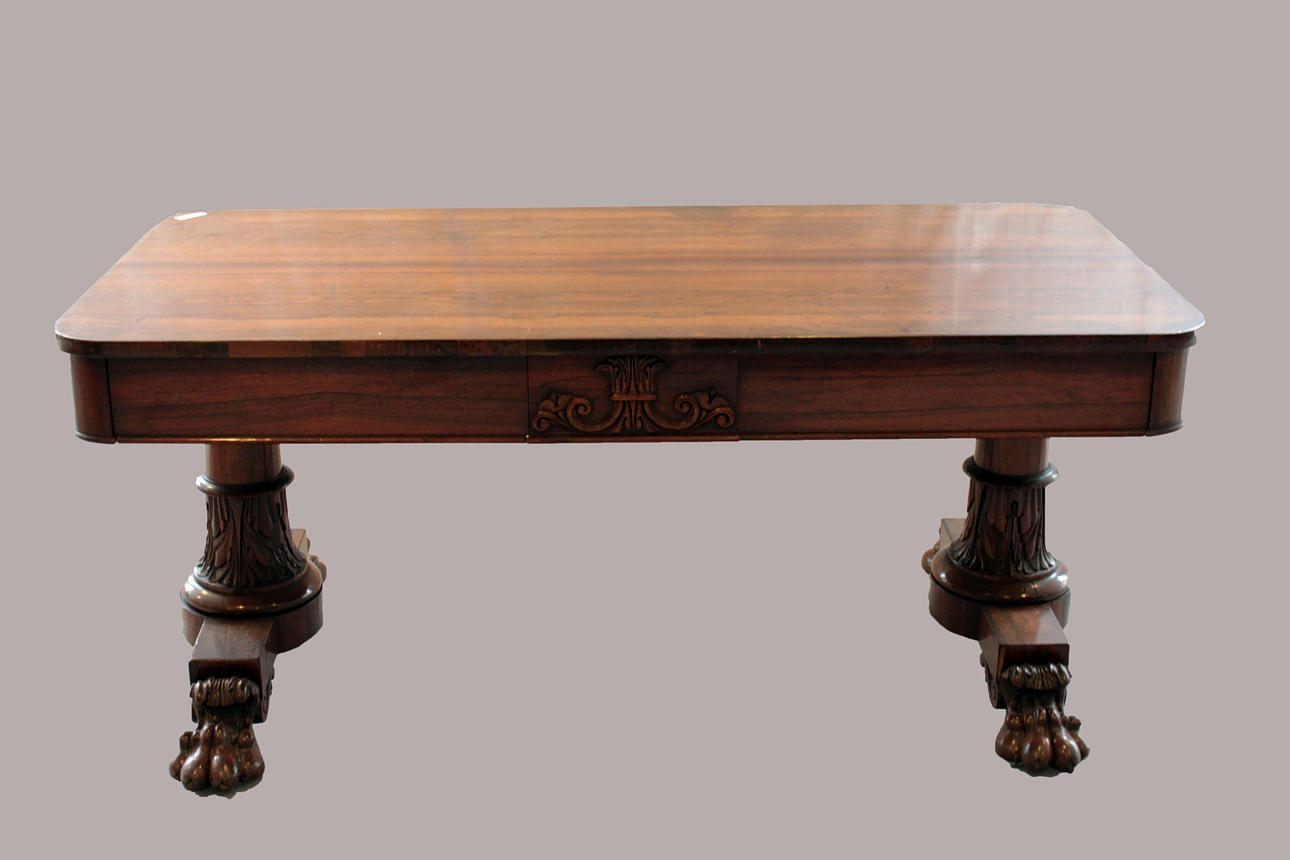 BORD, rosenträ. slutet av 19:e århundrade.