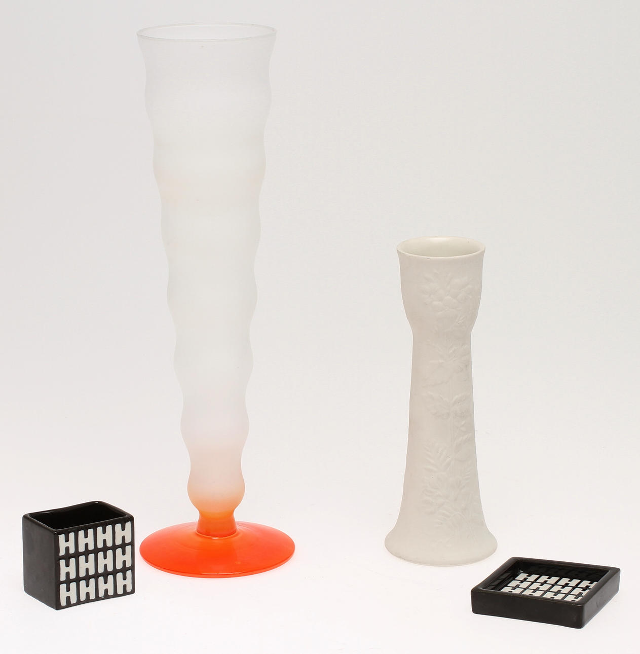 FAT, SKÅL, "H55" Domino Stig Lindberg Gustavsberg, VAS Arabia samt VAS, glas osignerad.