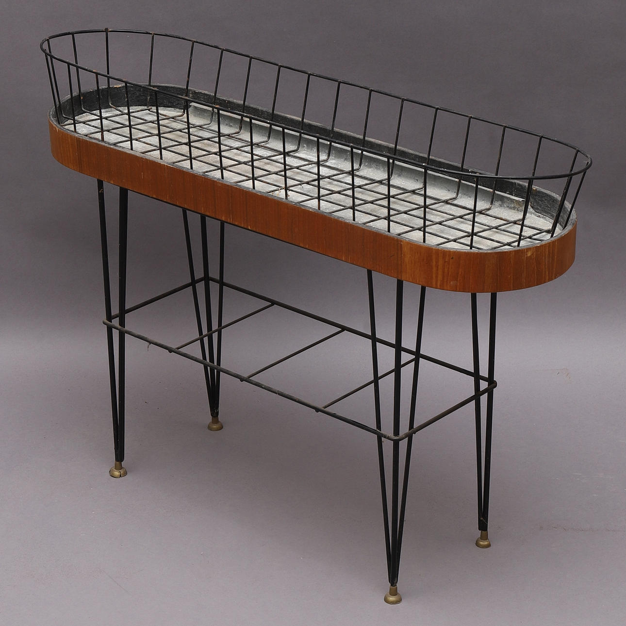 BLOMBORD, stringmodell, teak, 1900-talets mitt.