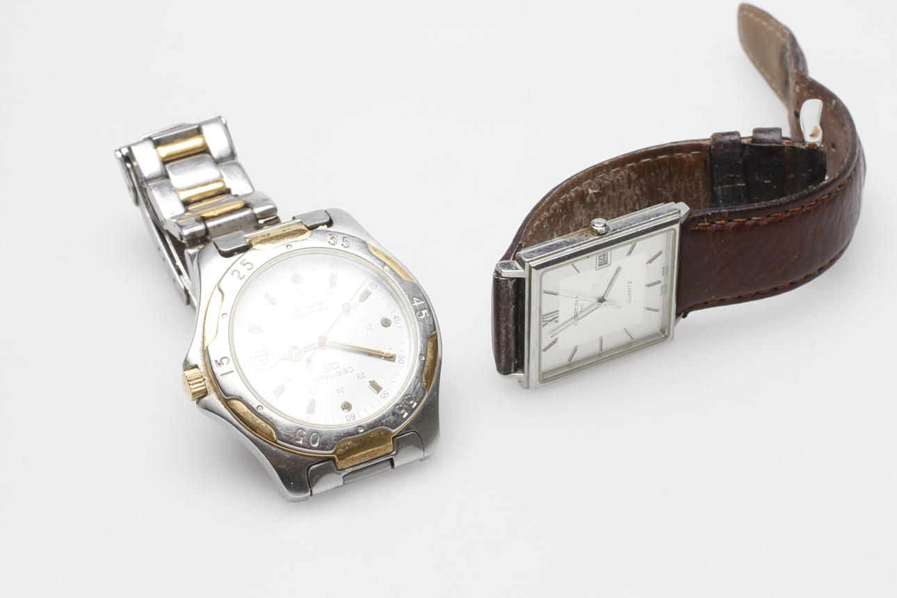 ARMBANDSUR, 2 st, Certina.