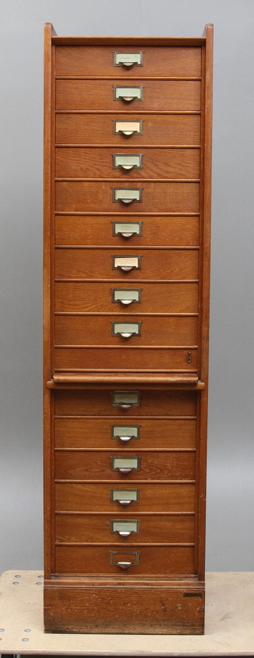 ARKIVSKÅP, Åtvidabergs Snickerifabrik, 1900-tal.