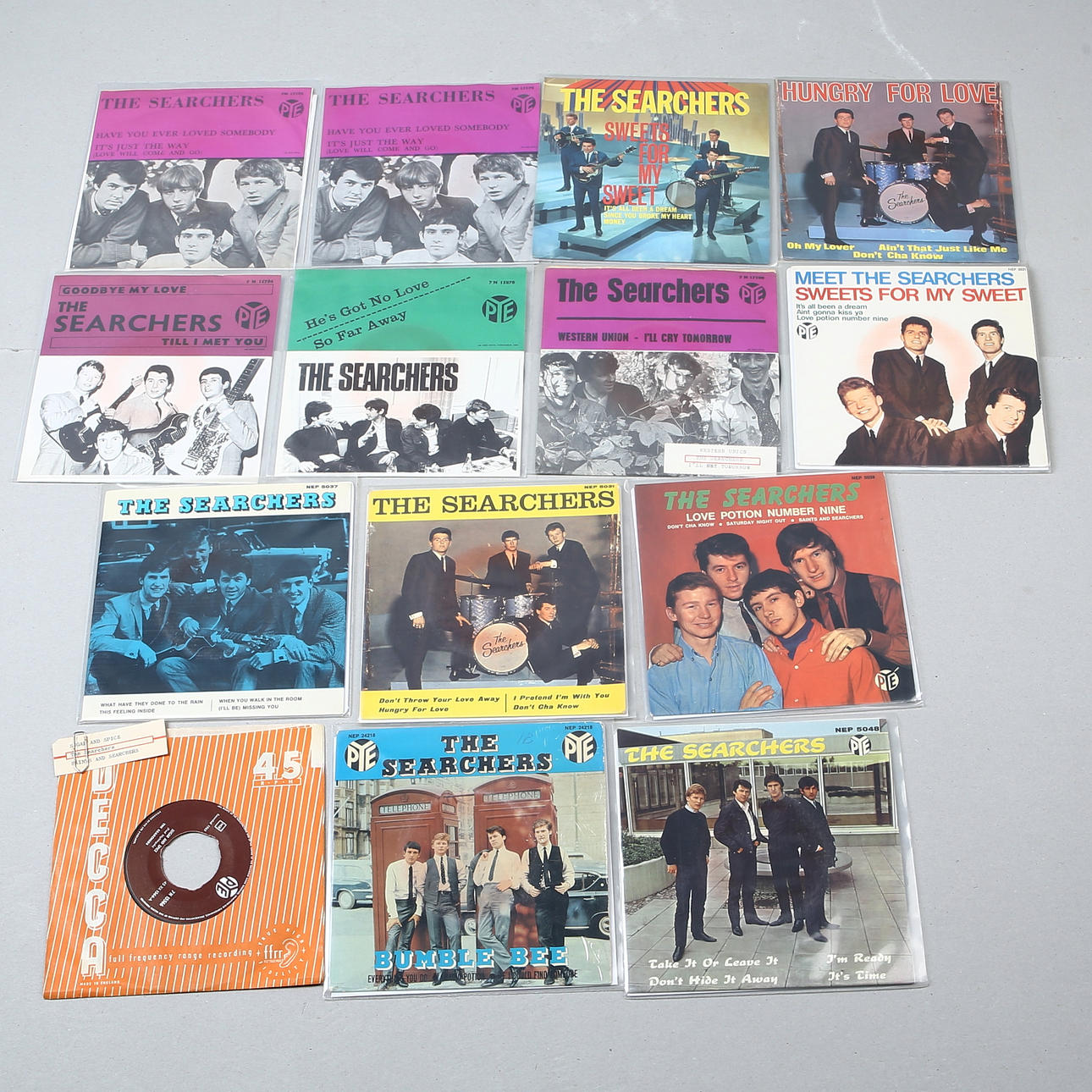 SINGLES / EP, 14 pcs, "The Searchers".