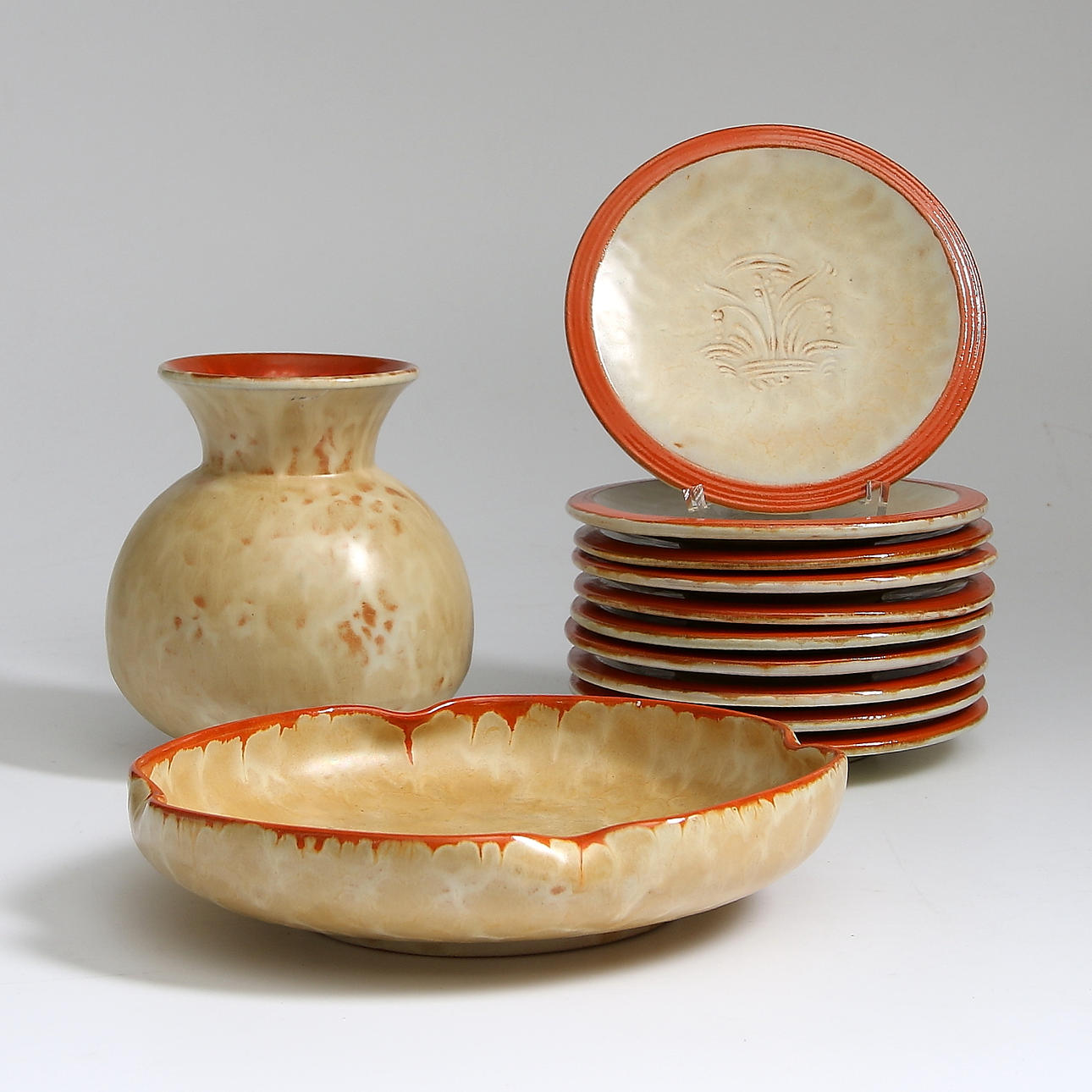 FRUKTSERVIS samt VAS, Upsala Ekeby. 1900-talets första hälft.