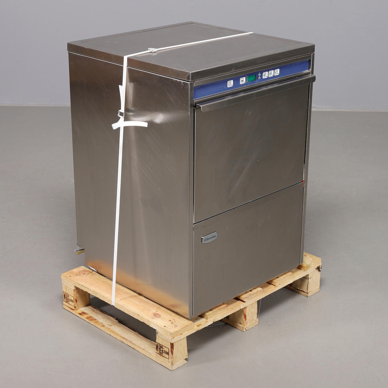 GESCHIRRSPÜLER Electrolux Professional.