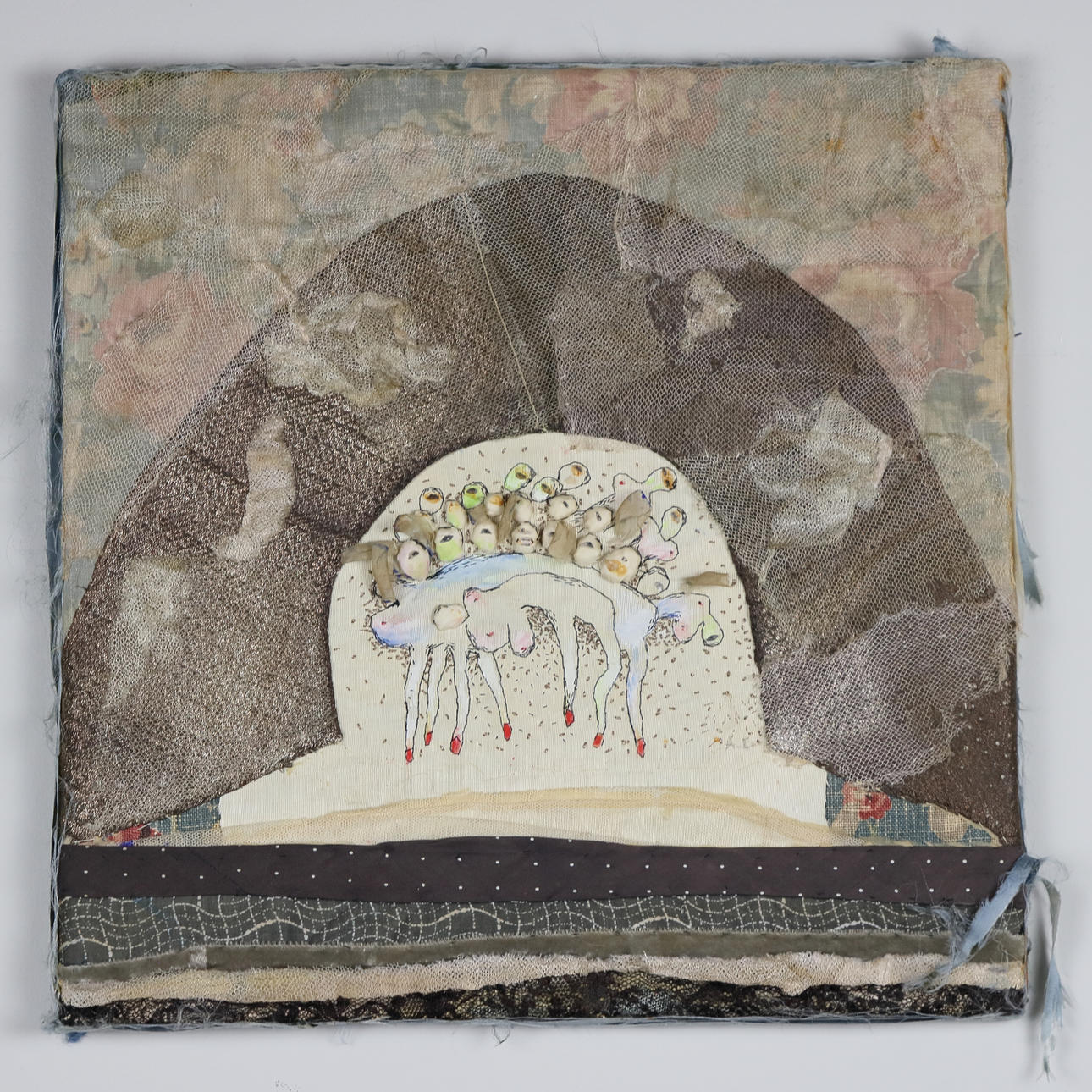 OIDENTIFIERAD KONSTNÄR. Textiltavla, "Sylfiderna", Annika Liljedahl.