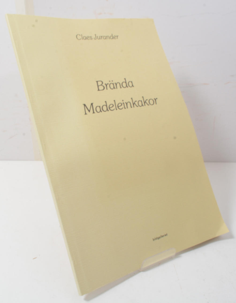 CLAES JURANDER. Brända Madeleinkakor.