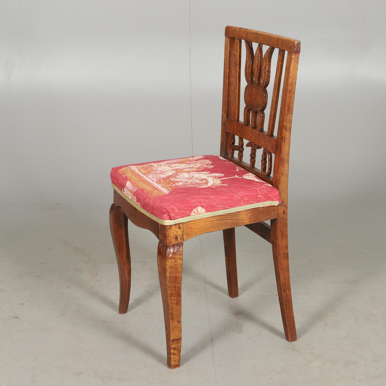 Stuhl, Ulme, 19. Jahrhundert.