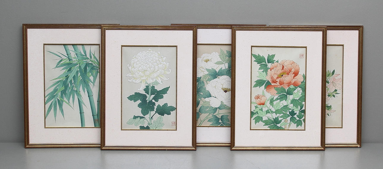 NISABURO ITO. Japan. 11 st. Motiv med blommor och växter. Woodblockprint. Stämpelsignerade.