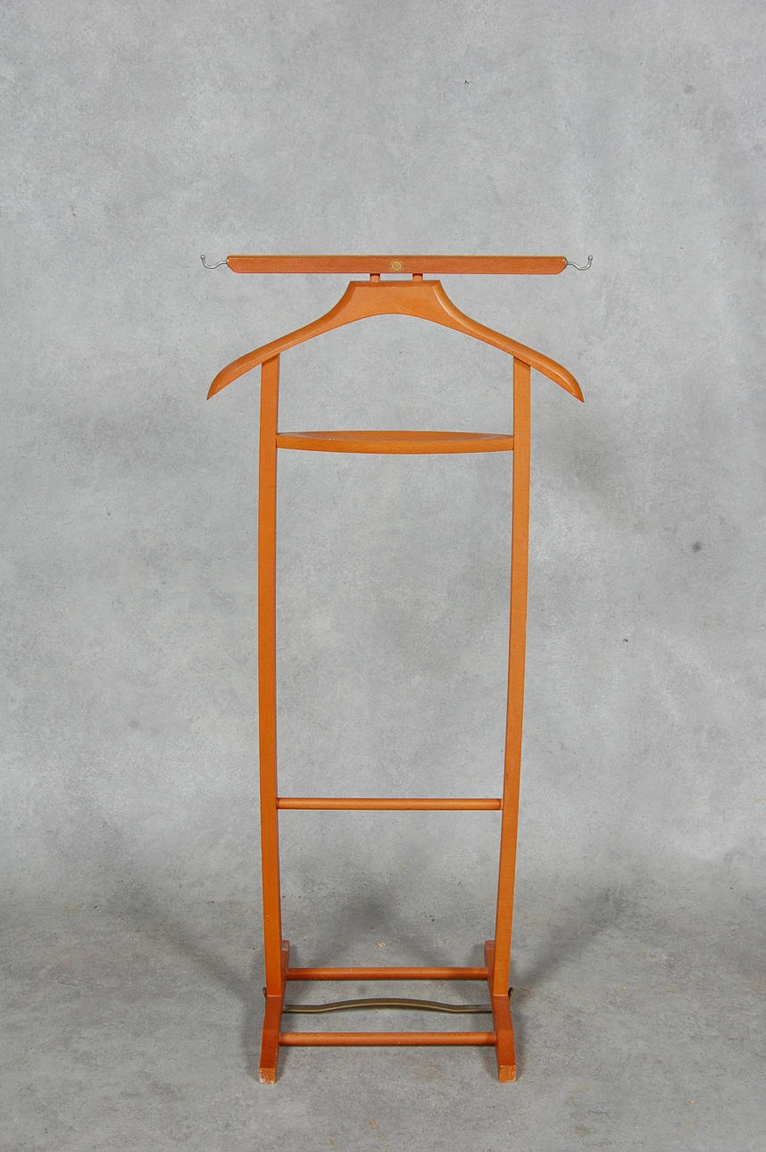 HERRBETJÄNT, Brevettato, Italy.