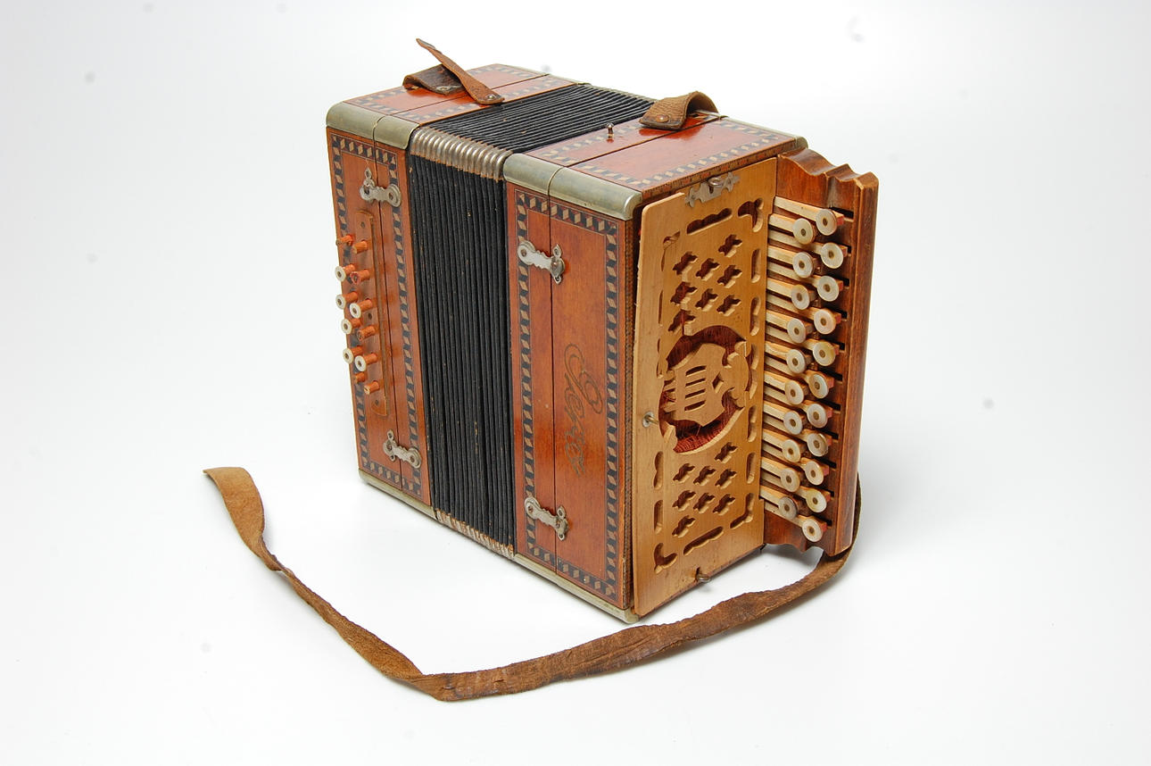 DRAGSPEL, 1900-talets början.