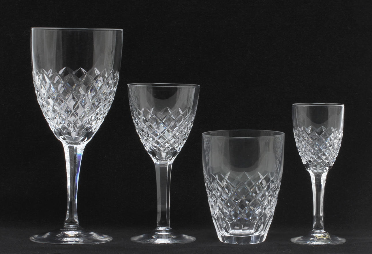 GLASSERVISDELAR, 51 delar, glas, Kosta.