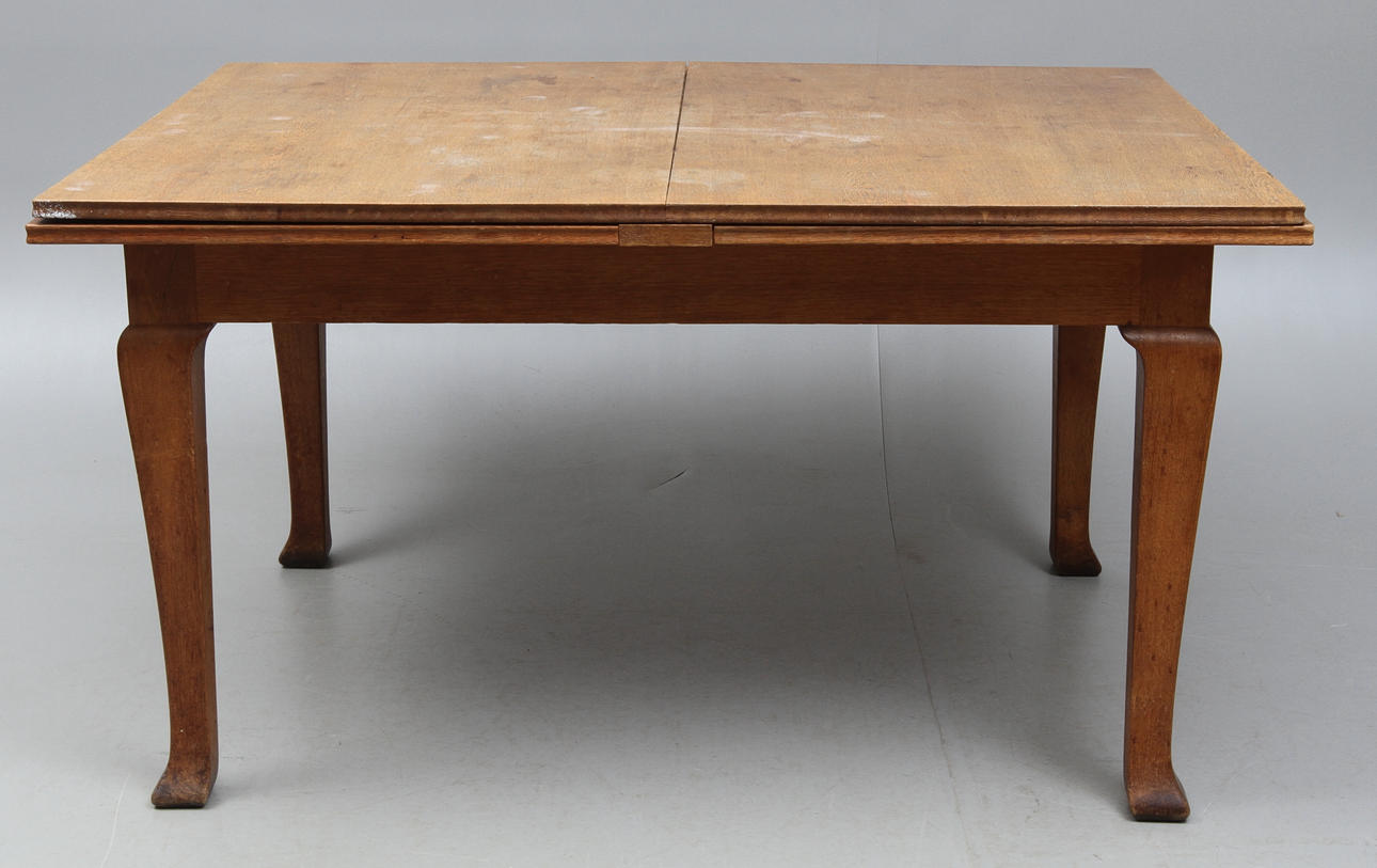 MATSALSBORD, furu och ek, jugend, 1900-talets början.