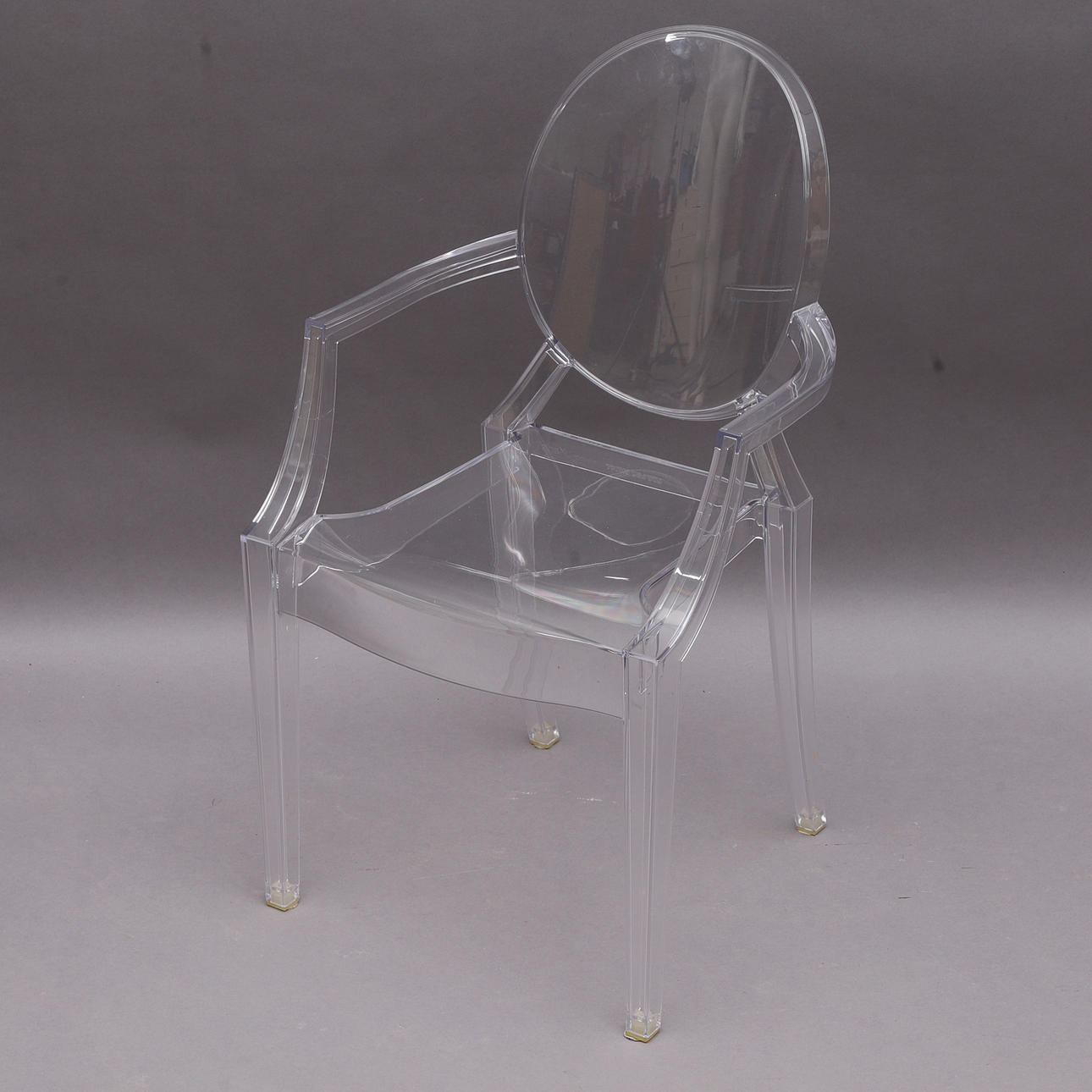 KINDERSTUHL, ''Lou Lou Ghost'', Kunststoff, Philippe Starck, Kartell.