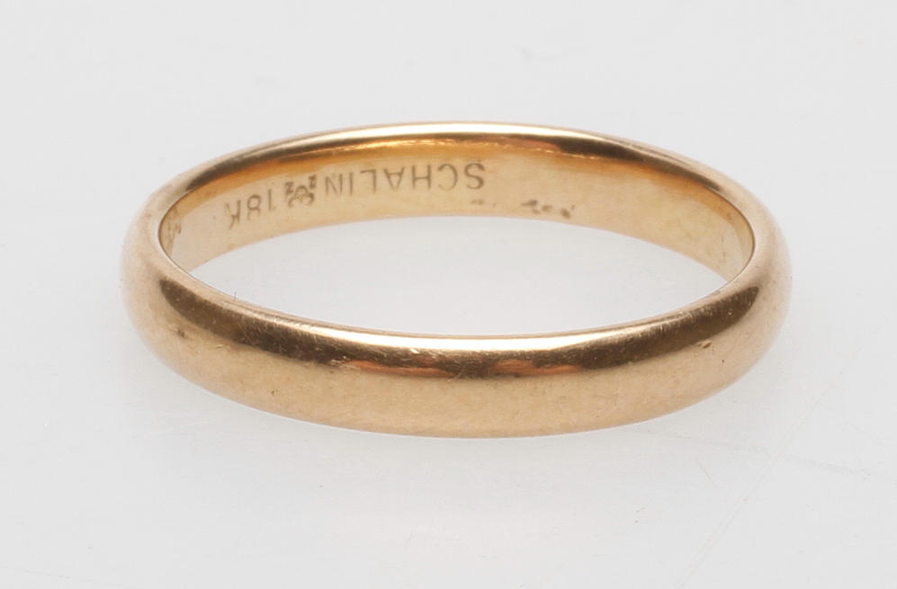 RING, 18k guld, vikt ca 4,3 gr.