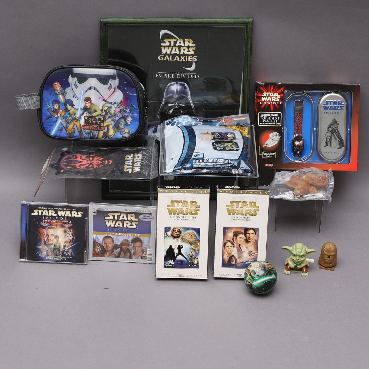 STAR WARS, samlarsaker, 13 delar, bl.a. Klocka, VHS-filmer.