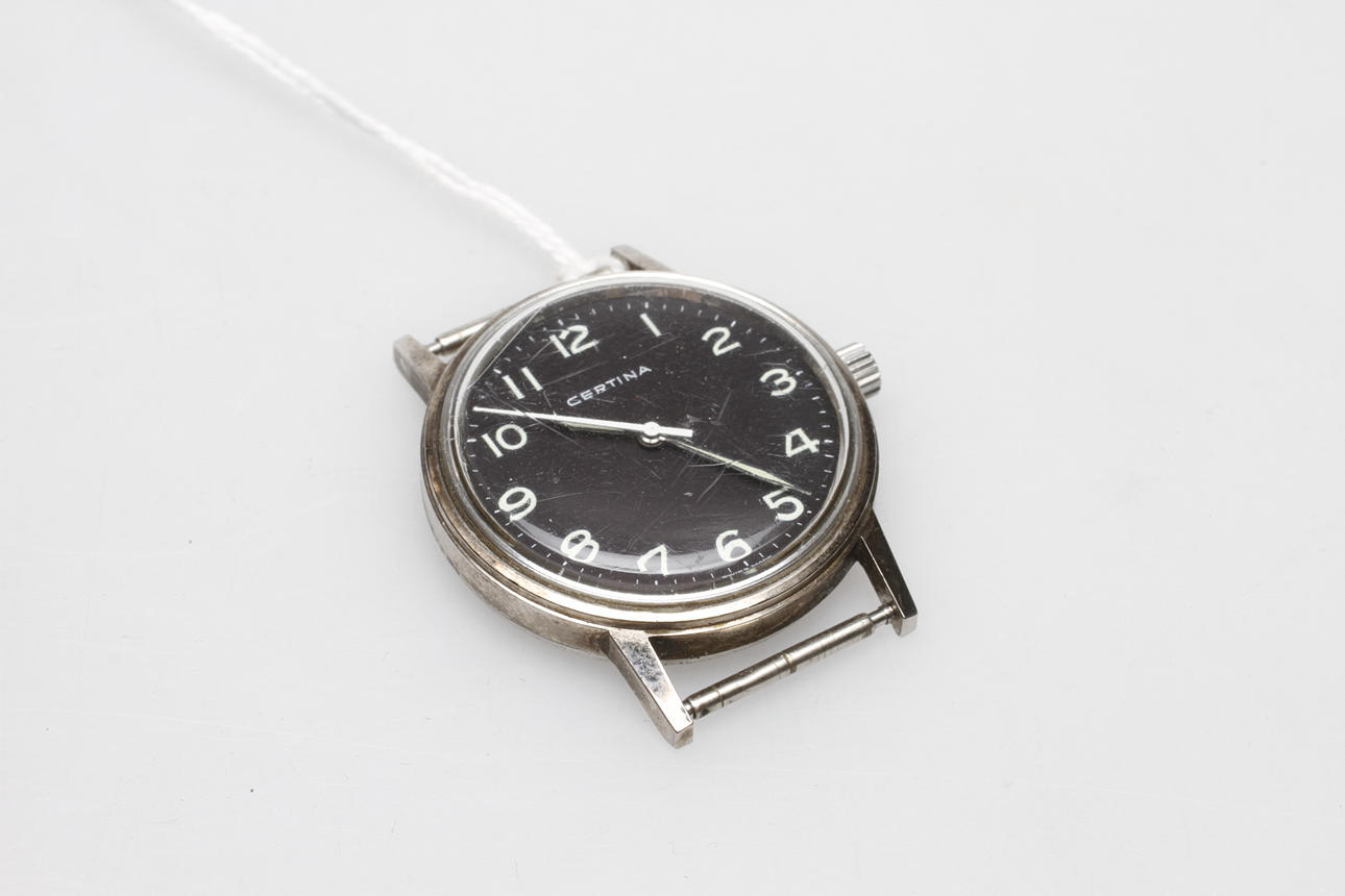 HERRARMBANDSUR, Certina, automatic.