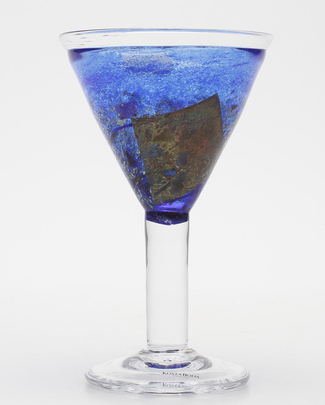 GLAS, "Sattelit", Bertil Vallien, Kosta Boda, signerad.