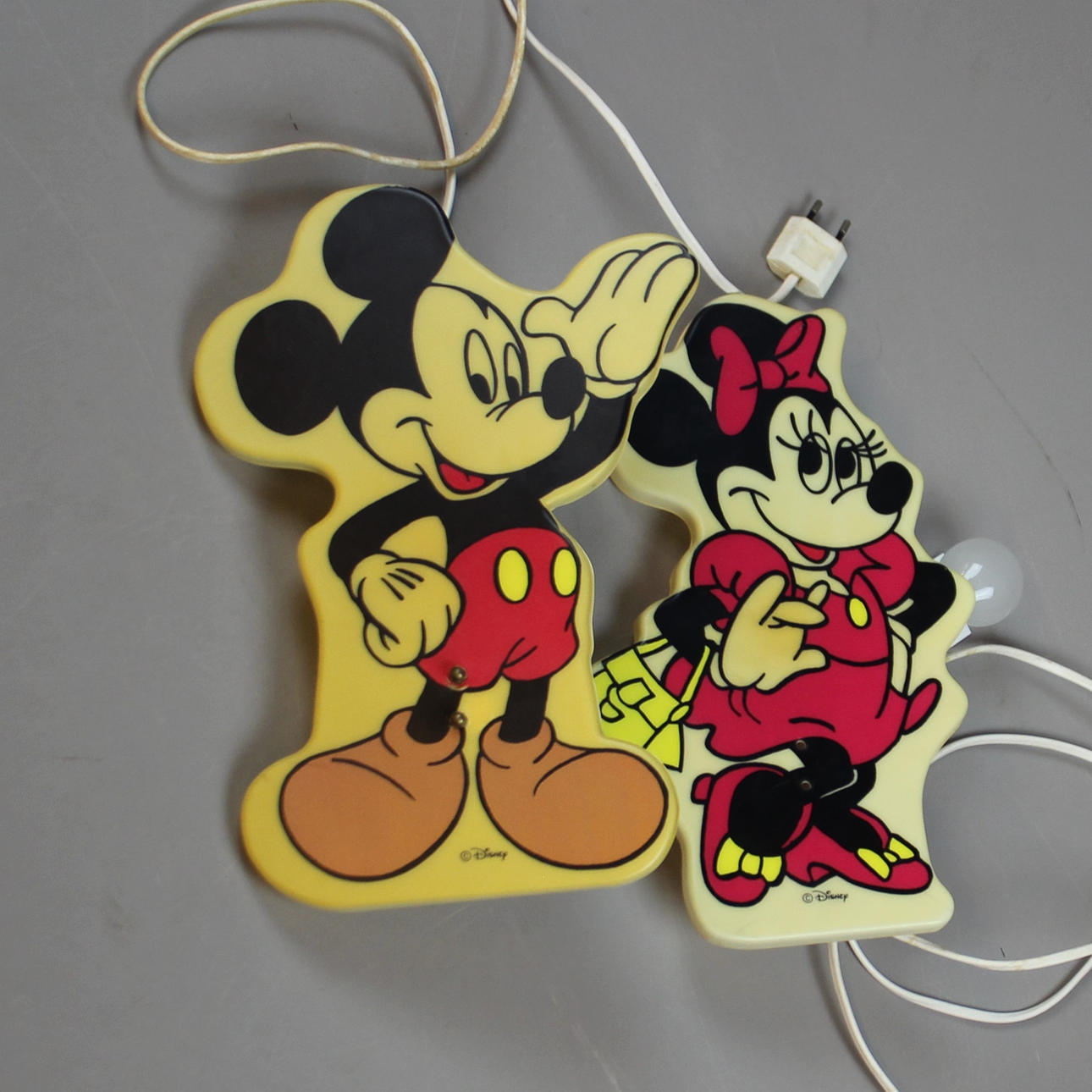 VÄGGLAMPOR 1 par DISNEY. Plast.