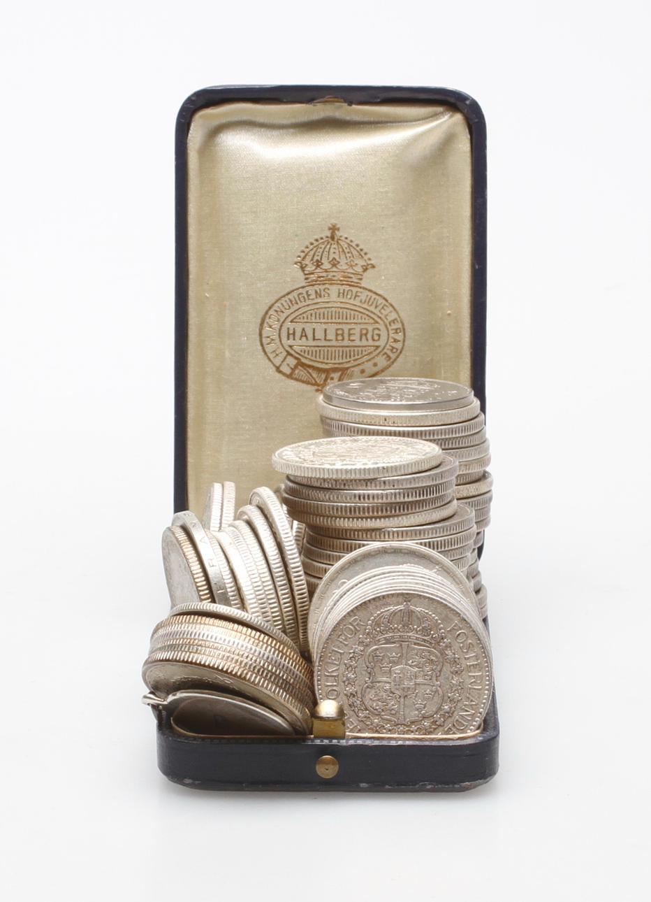 MYNT, Sverige, bl.a. silver, ca 1900-1950.