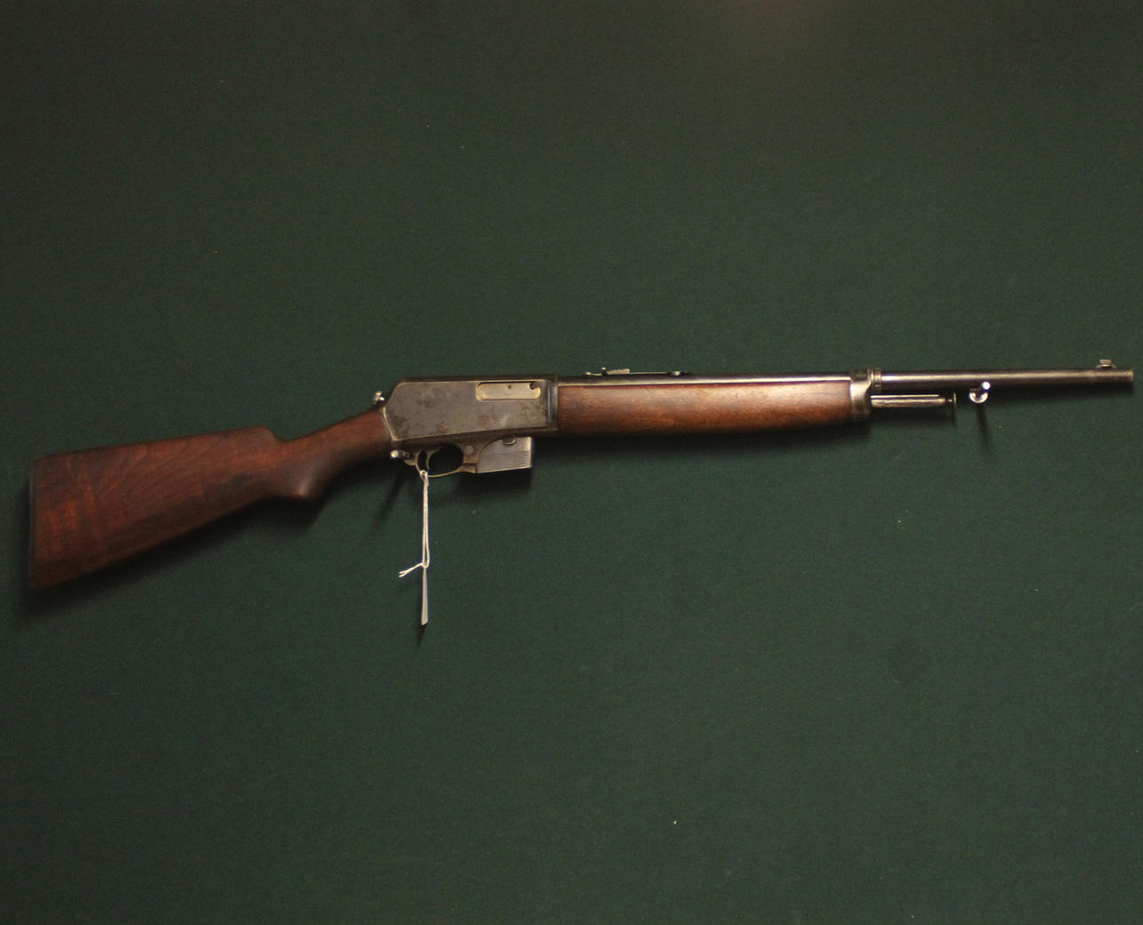 WINCHESTER. 1907 calibre .351 #45786.
