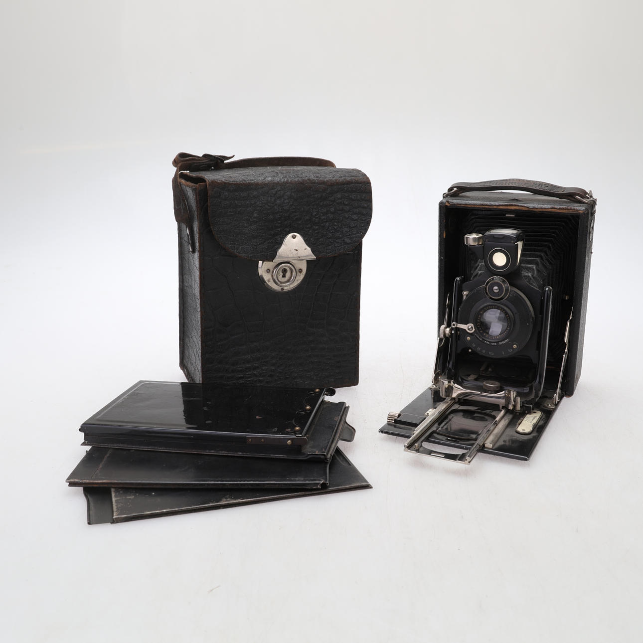 BELLOWS CAMERA, Ica Akt. Given. Dresden. Maximar 207, 1910 / 20s.