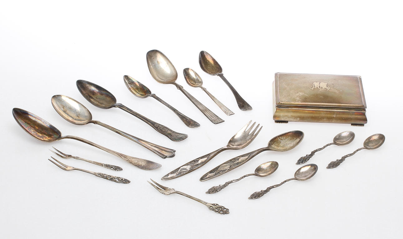 PARTI SILVER, bl.a. bestick och skrin, mestadels Norge 1900-tal.