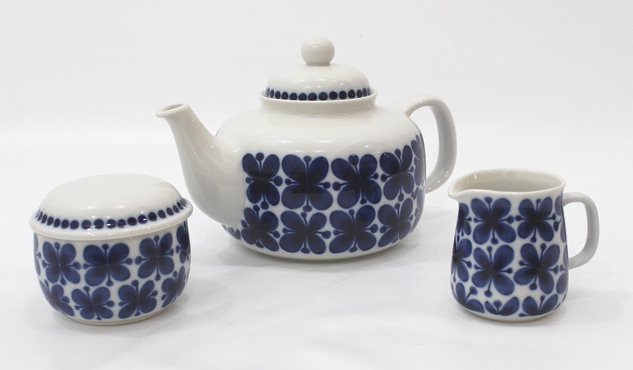 TESERVIS , 3 delar Monamie.