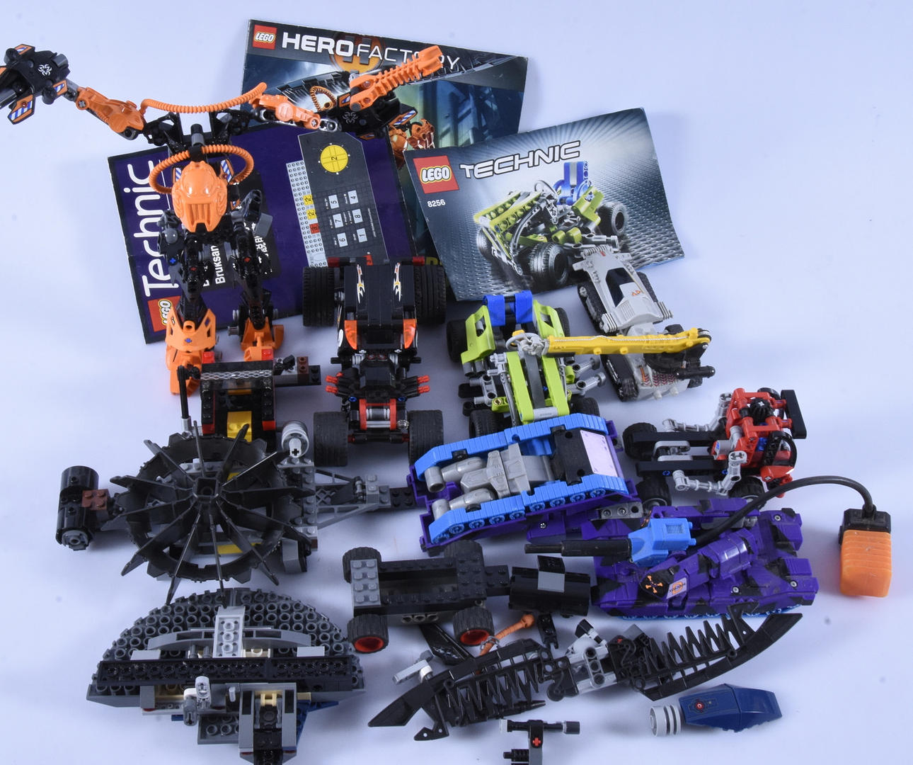 LEGO HERO FACTORY TECHNIK.