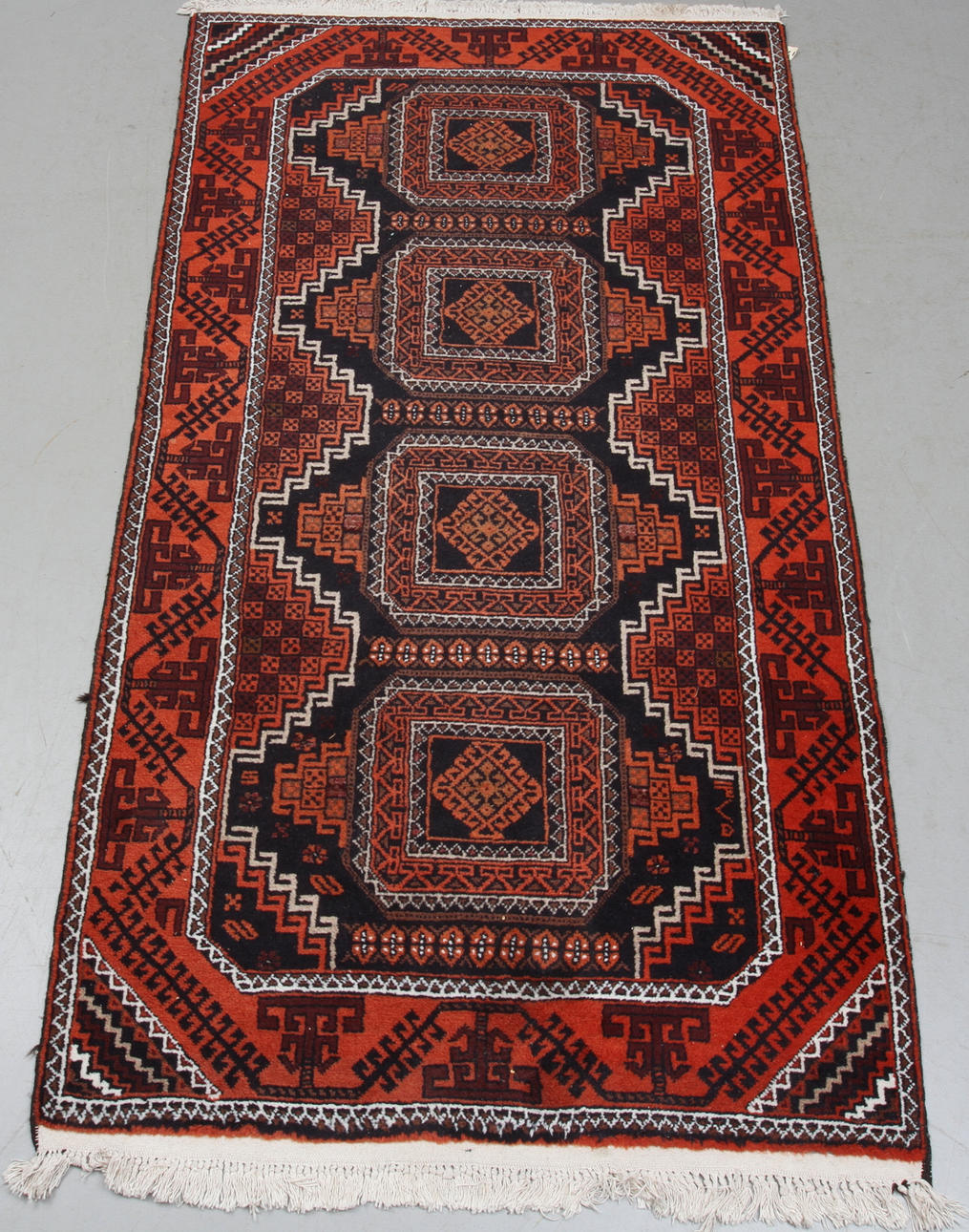 MATTA, orientalisk, ca 198 x 110 cm.