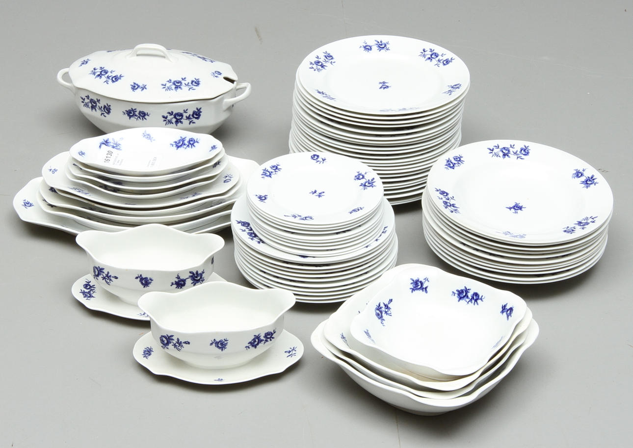 MATSERVIS, ca 71 delar, Rörstrand.