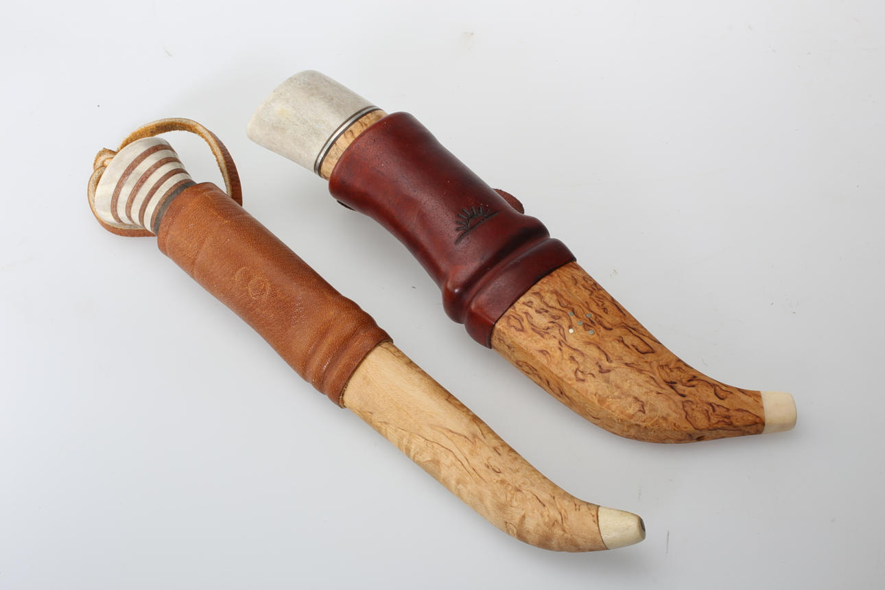 KNIVAR, 2 st, samearbete.