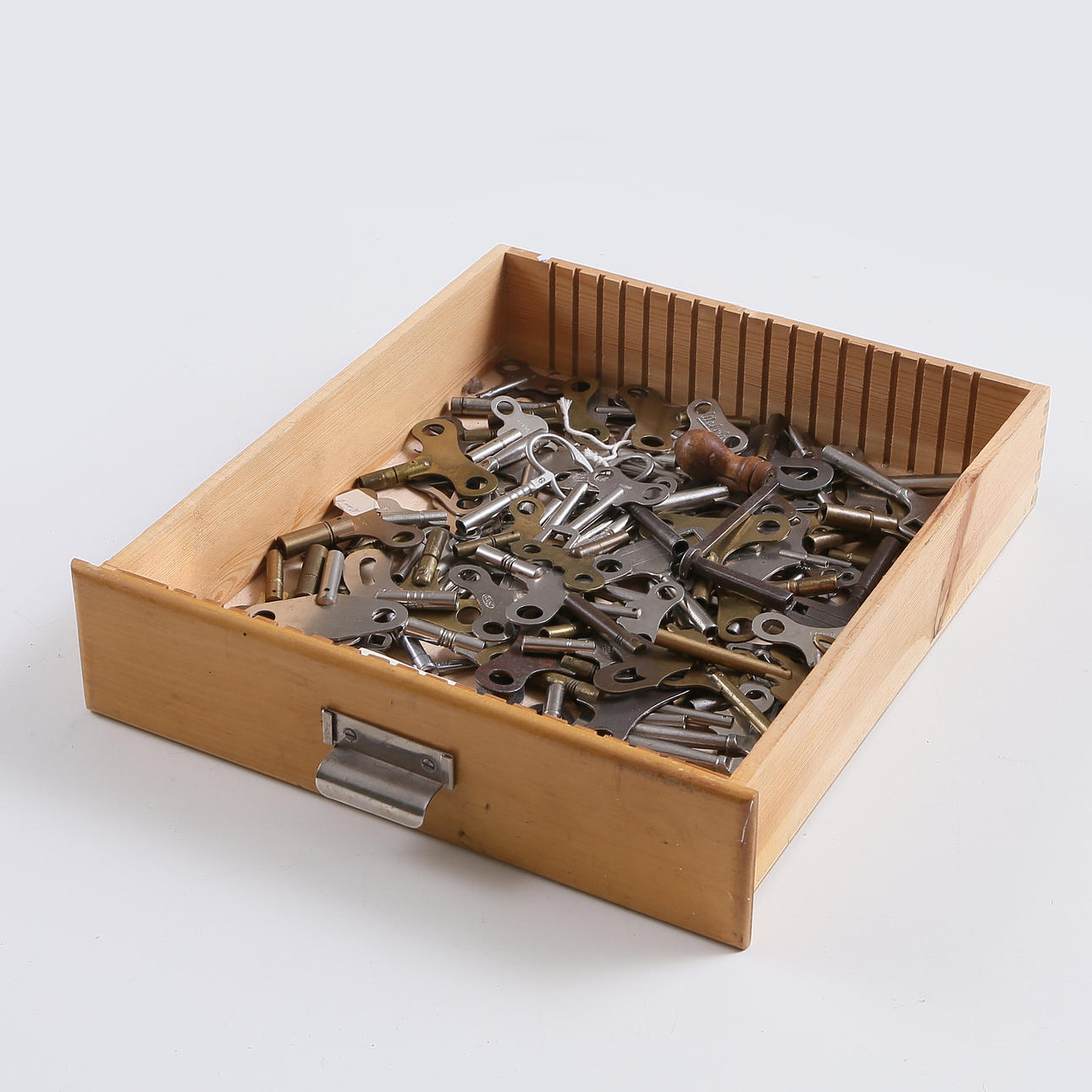 KELLOAVAIN, kokoelma, 1900-luku.