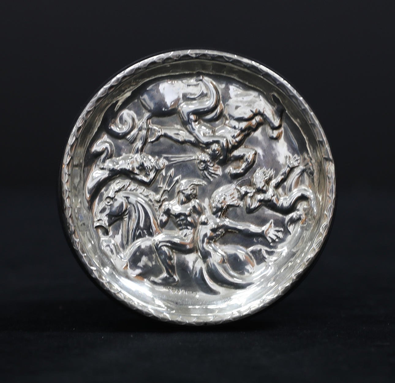 COASTER, silver, efter Carl Milles, "Vindarnas lek", GAB, Stockholm.