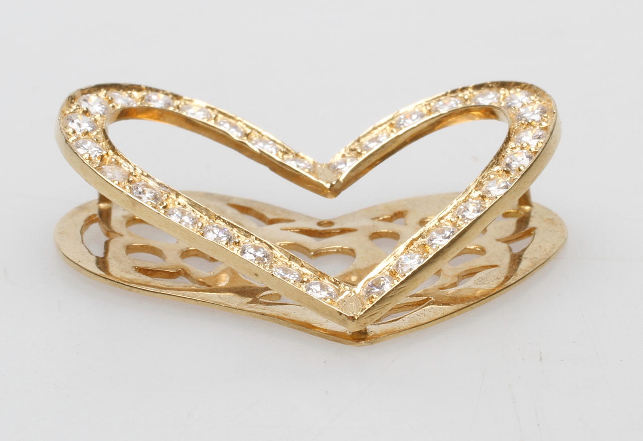 HÄNGE, 18k guld, vikt ca 5,5 gr.