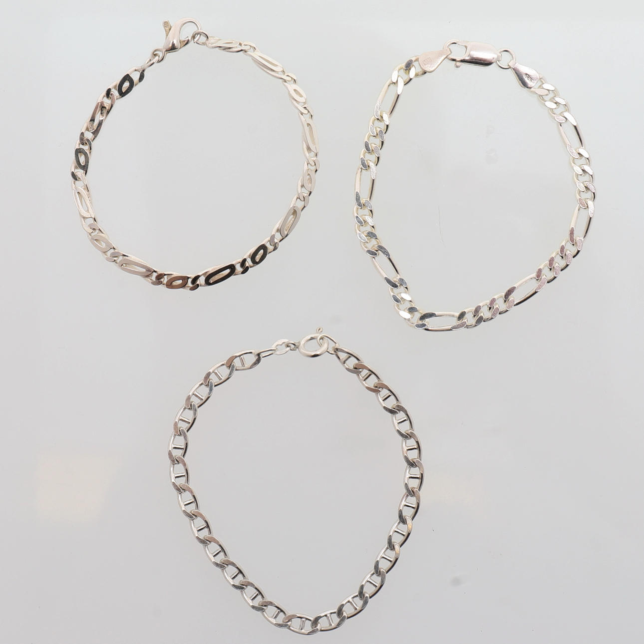 ARMBAND, 3 st, sterling silver, bl.a. Figarolänk.