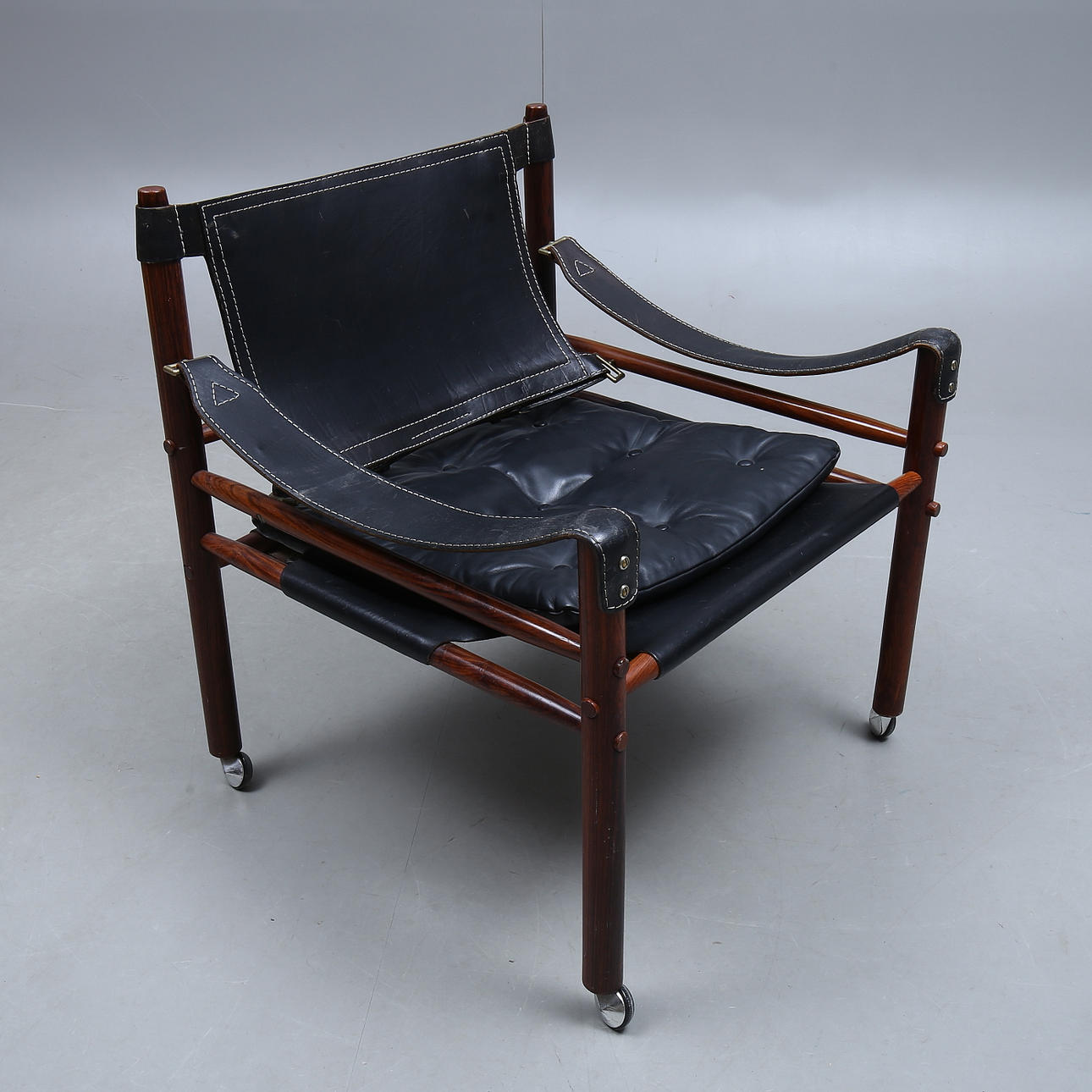 ARNE NORELL. "SIROCCO", fåtölj, palisander.