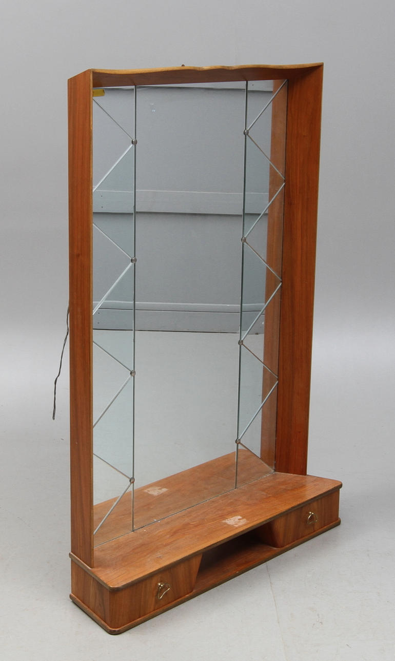 SPEGELMÖBEL, med 2 lådor, 1950-tal.