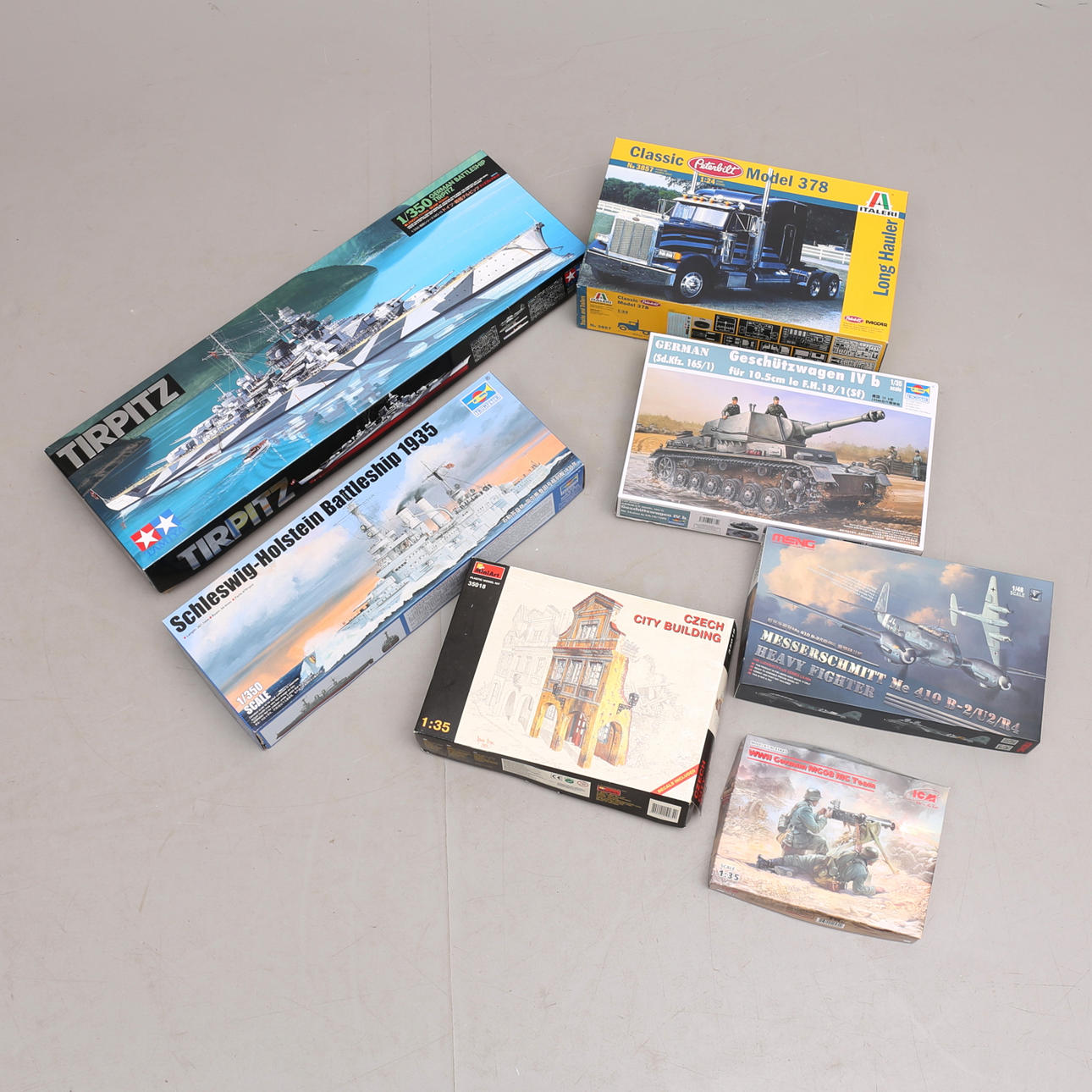 BYGGSATSER/MODELLER, 7 st, 1900-tal.