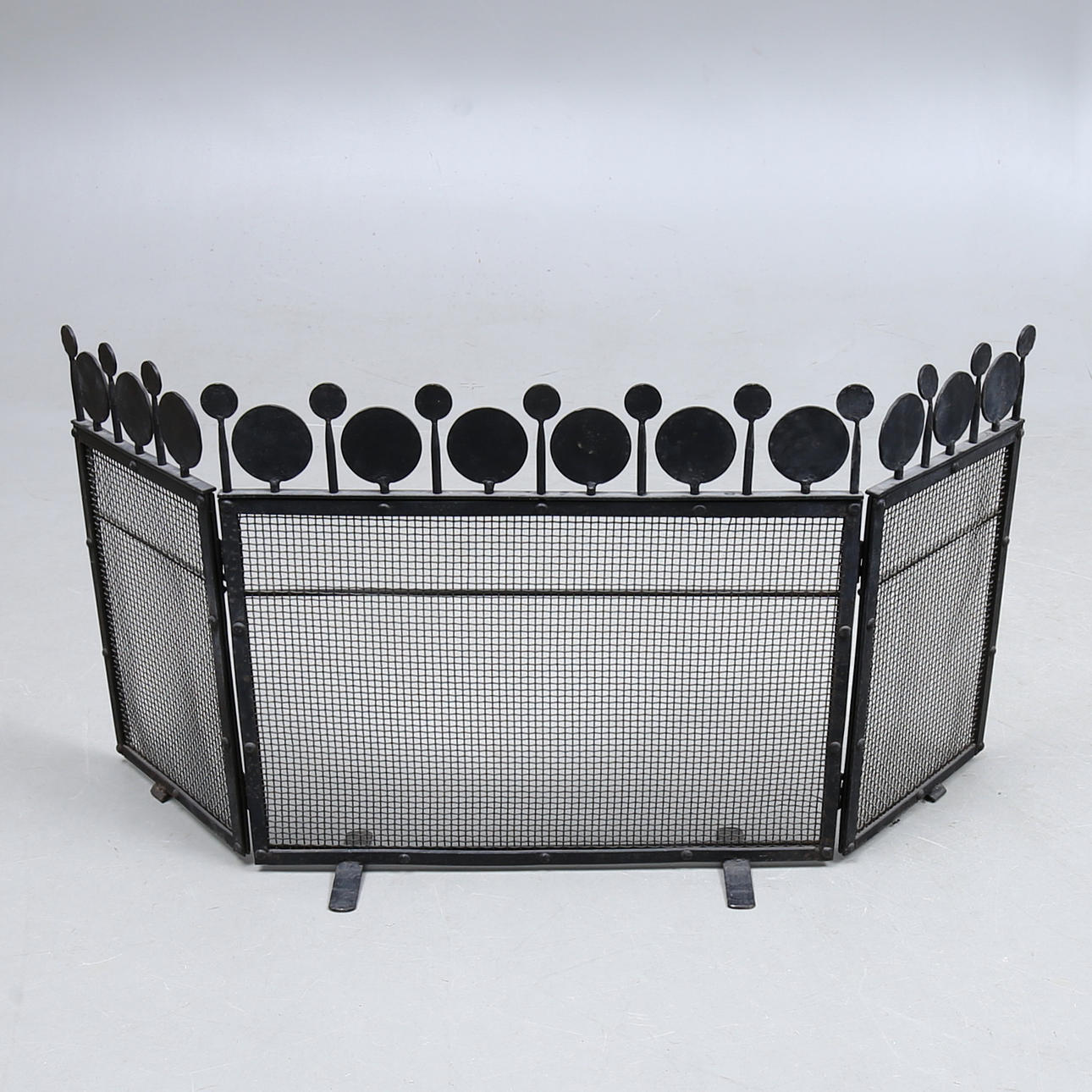 GNISTSKYDD, vikbart, smide, 1900-talets andra hälft.