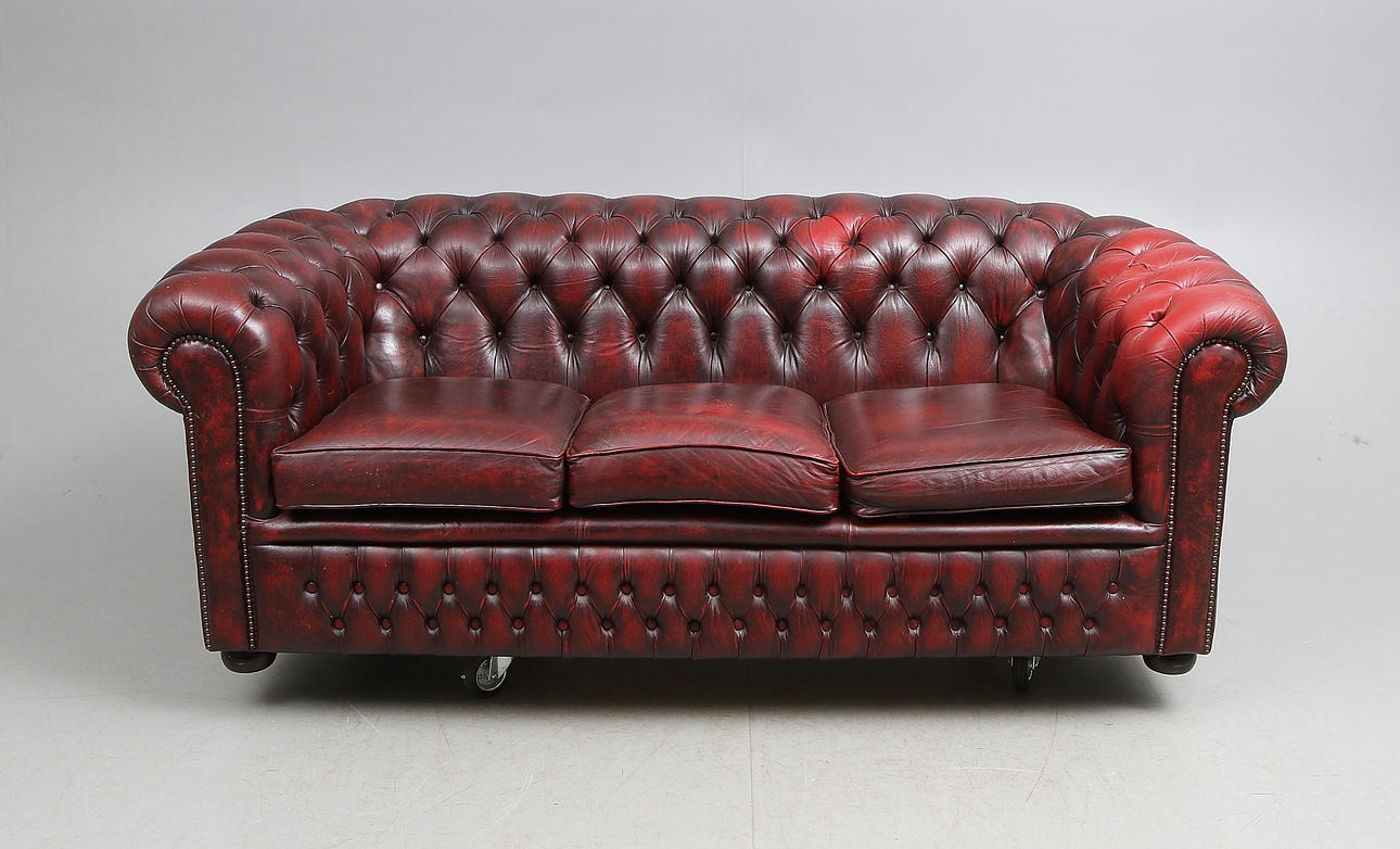 SOFA, Chesterfield model, Salvale Designs, England, 1900s.
