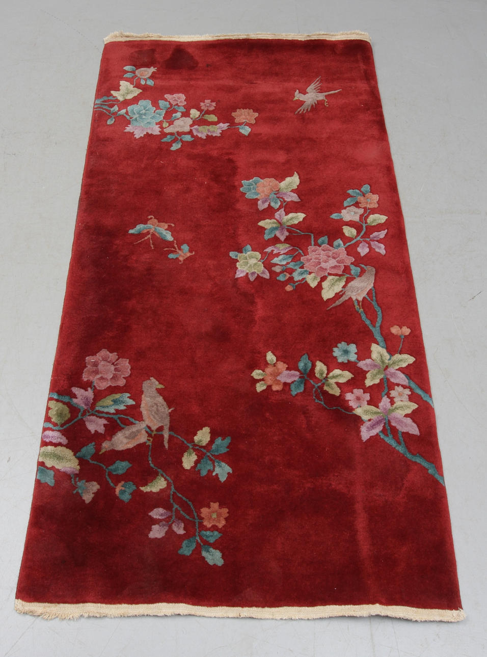 MATTA, Kina, ca 183 x 92 cm.