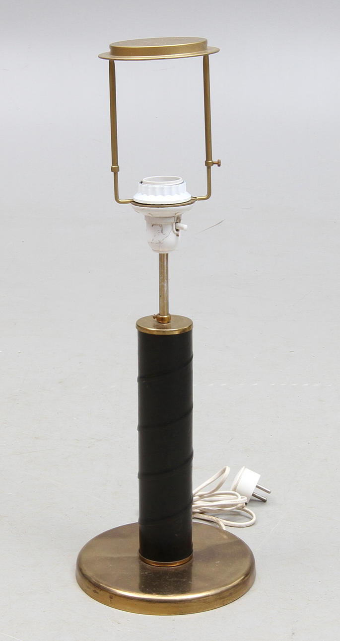 BORDSLAMPA, 1900-talets mitt.