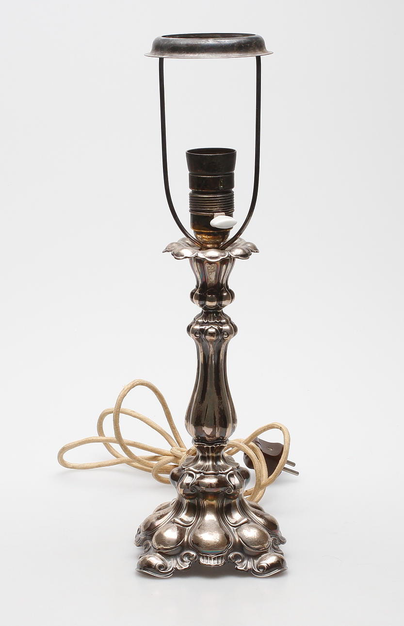 LAMPFOT, silver, rokokostil, CG Hallberg, Stockholm 1933.