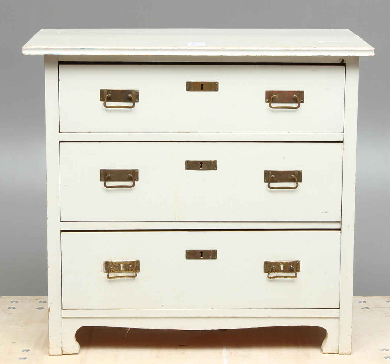 BYRÅ, bemålad, 1900-tal.