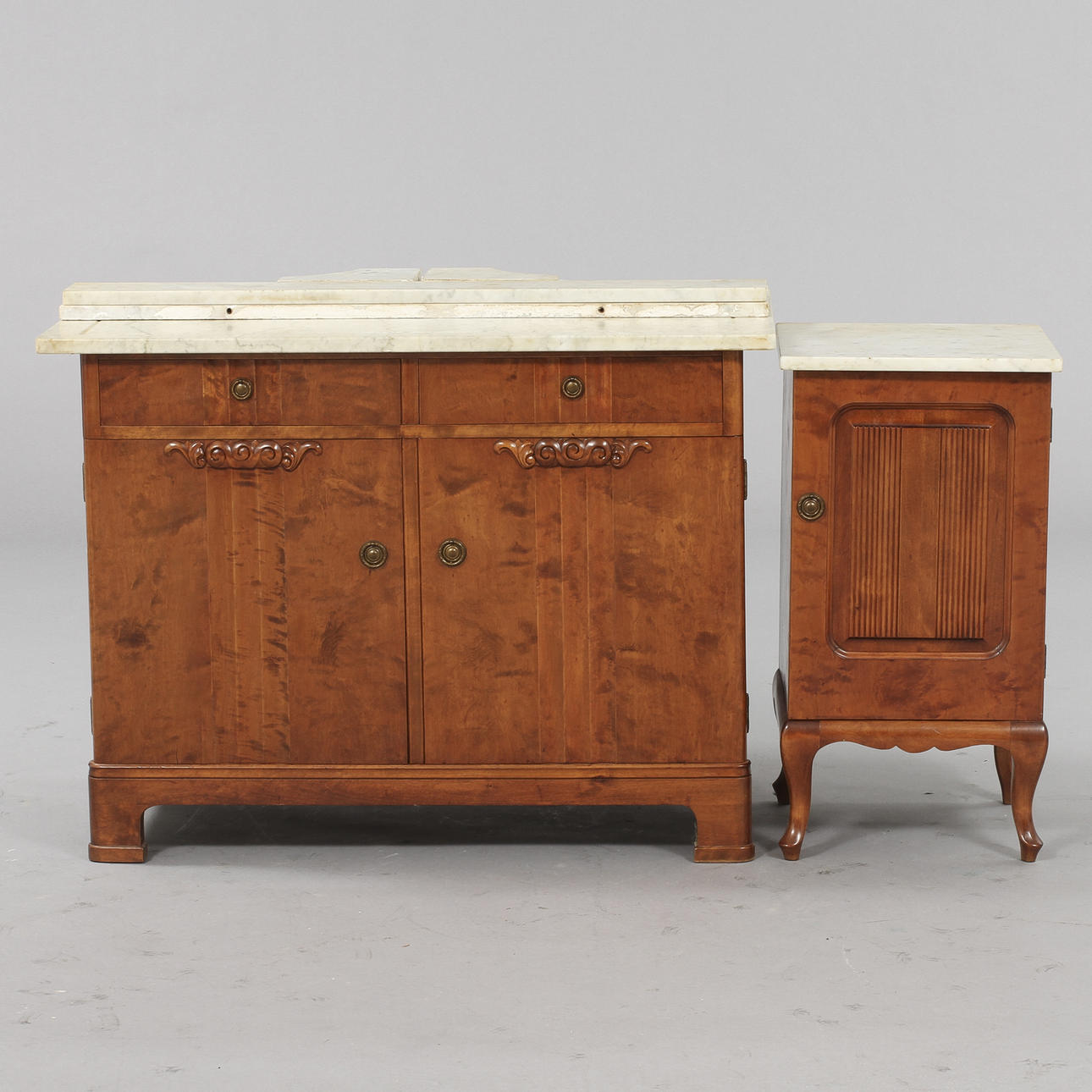 KOMMOD OCH POTTSKÅP, 1900-tal.