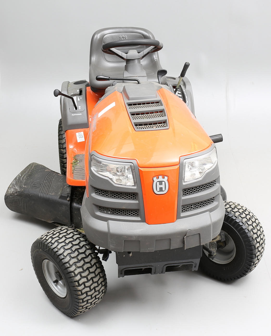 TRÄDGÅRDSTRAKTOR, Husqvarna LTH 151.