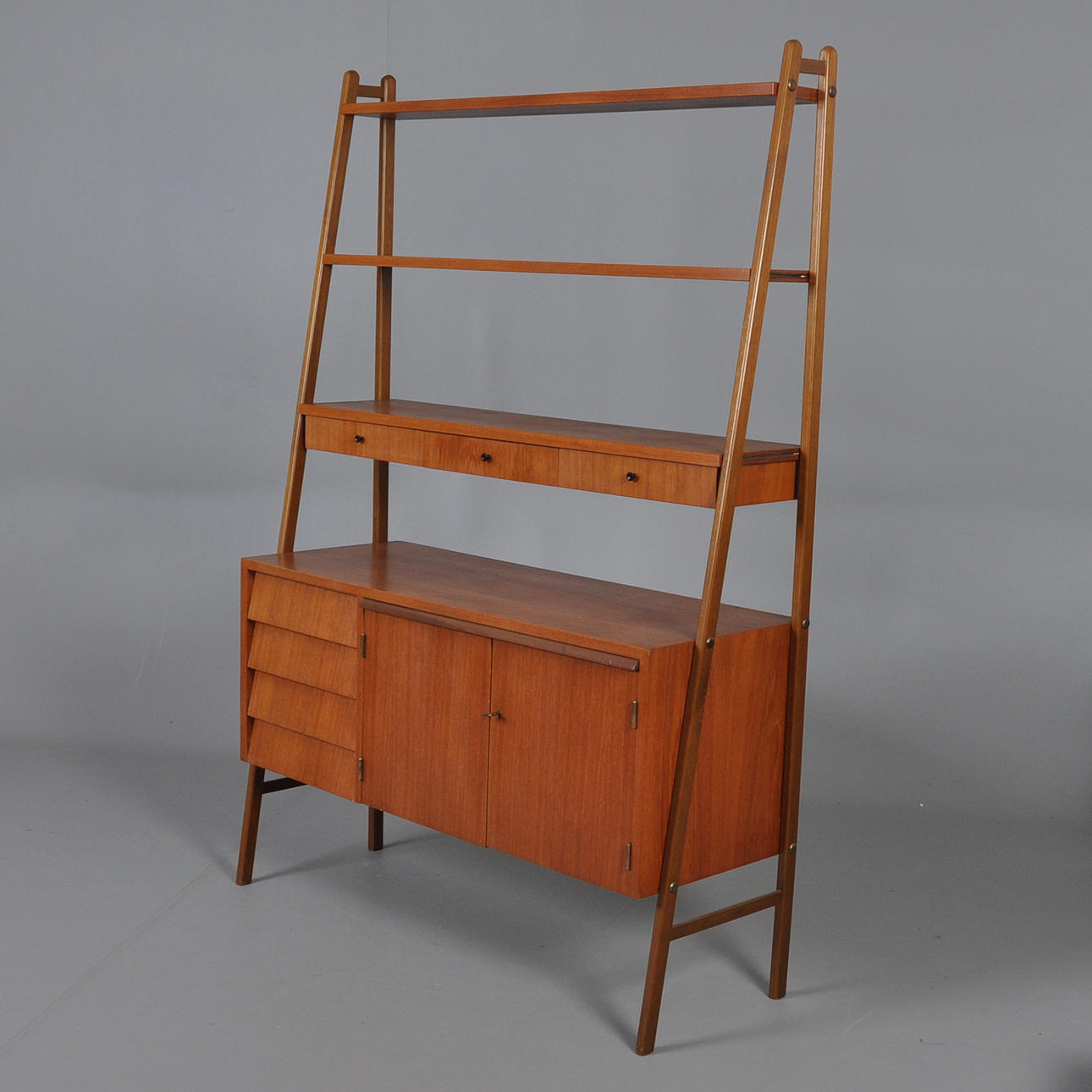 BOKHYLLA, 1950/60-tal, teak.